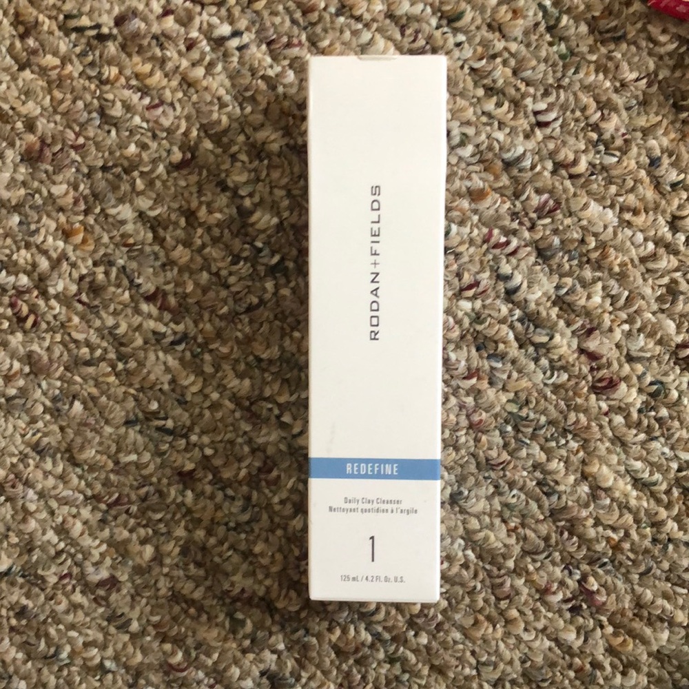 COPY - Brand new Rodan field redefine daily clay cleanser